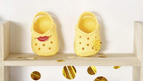 Baby Born Holiday Shoes W Pins 4Ass.43Cm