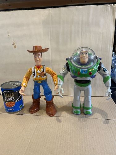 Toy Story Walkie Talkie - Buzz & Woody Figure
